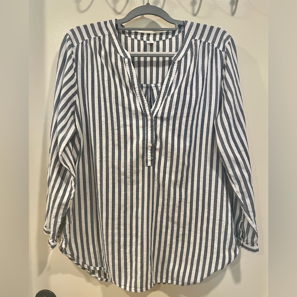 Old Navy White and Navy Vertical Stripe Peasant Blouse